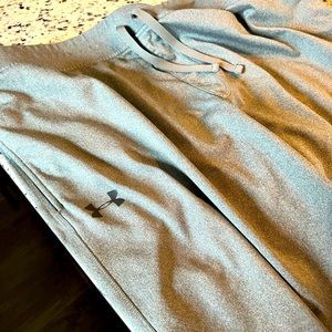 Under Armour men’s gray joggers in XXL